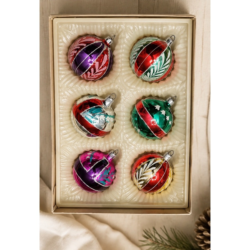 Vintage Hand Decorated Glass Christmas Ornaments Set of 6 Romania Boxed 80s 90s